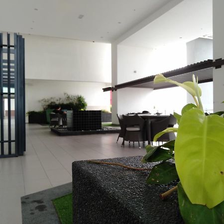 #4 Summer Studio - One South Seri Kembangan Exterior foto